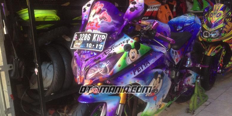 Detail Motif Airbrush Simple Tapi Keren Nomer 57