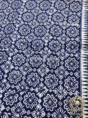 Detail Motif Batik Biru Dongker Nomer 17