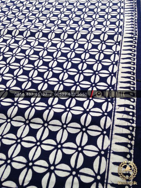 Detail Motif Batik Biru Dongker Nomer 34