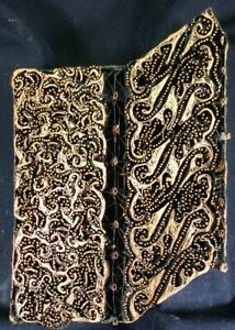 Detail Motif Batik Meander Nomer 44