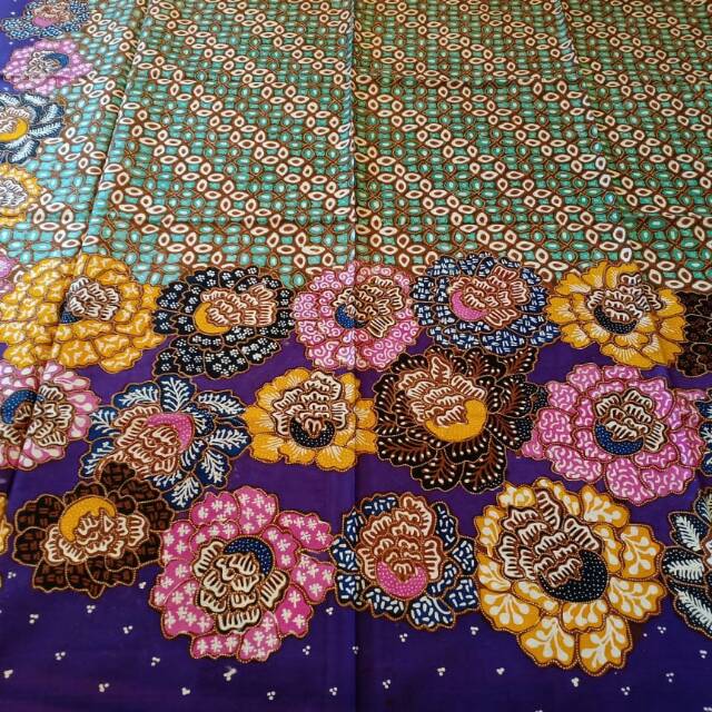 Detail Motif Batik Tulis Bunga Nomer 33