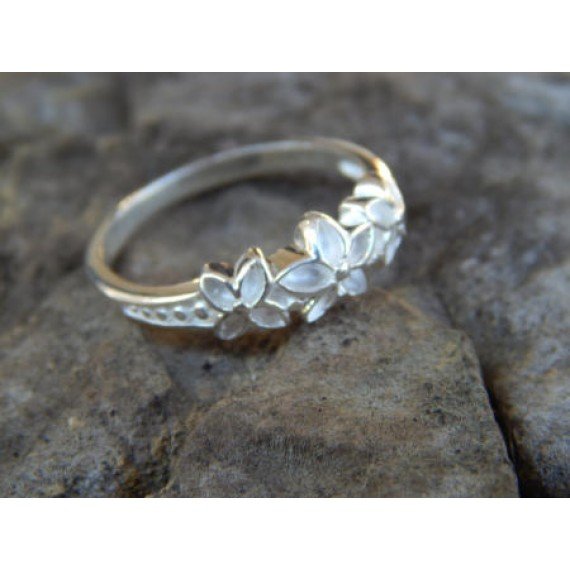 Detail Motif Cincin Perak Nomer 37