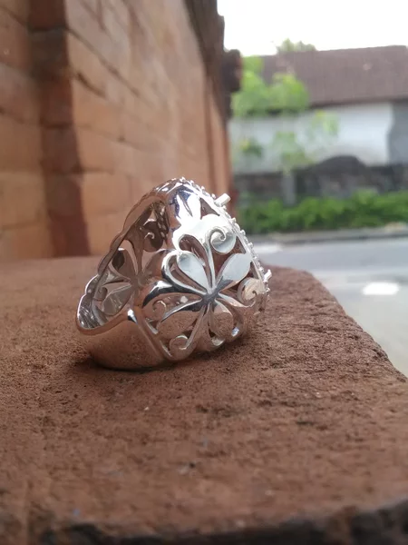 Detail Motif Cincin Perak Nomer 44