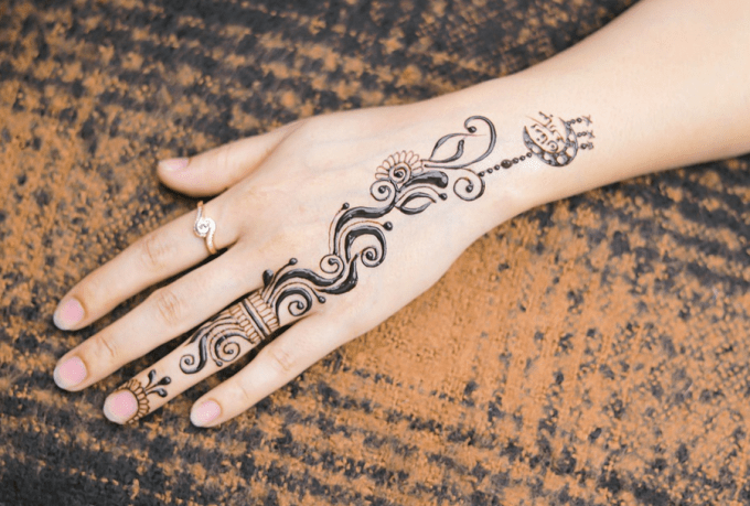 Detail Motif Gambar Henna Nomer 26