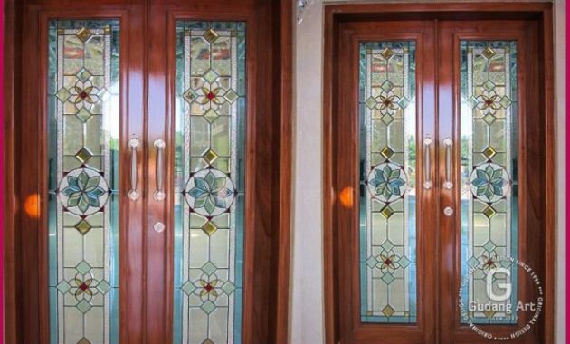 Detail Motif Kaca Jendela Rumah Nomer 5