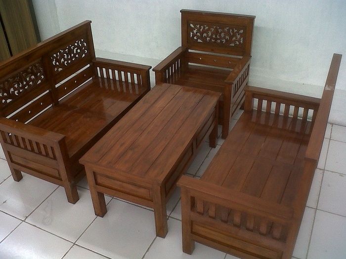 Motif Kursi Kayu - KibrisPDR