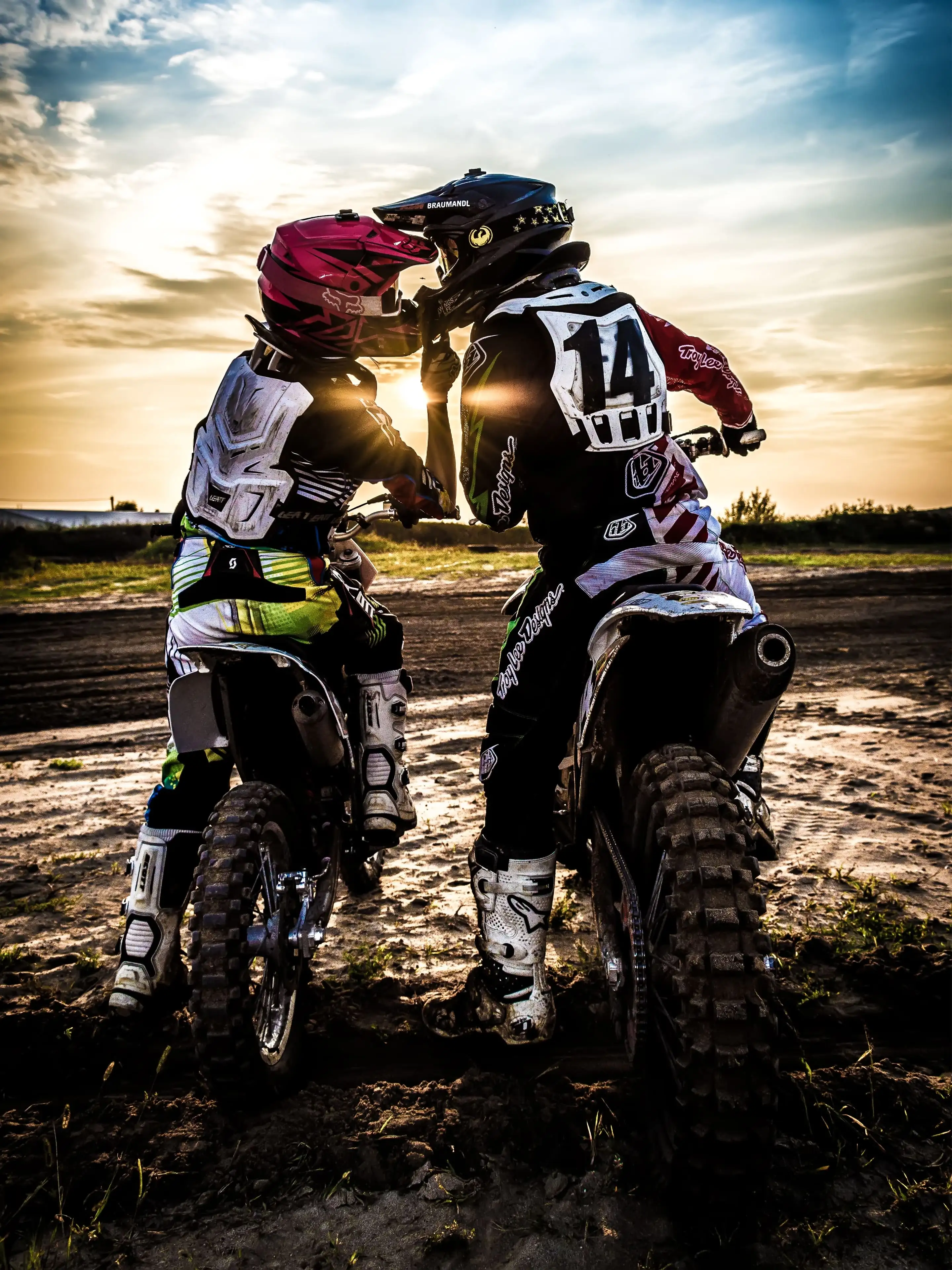 Detail Motocross Wallpaper Nomer 11