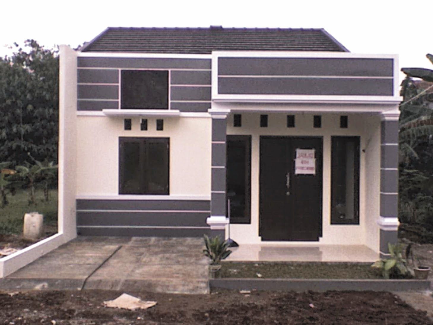 Detail Desain Rumah Warna Putih Nomer 54