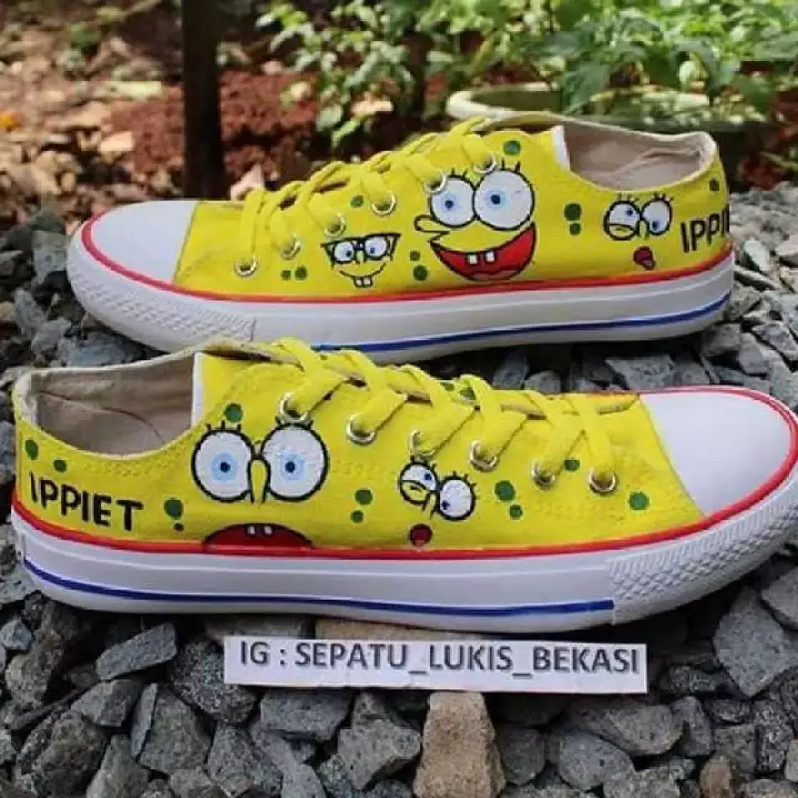 Detail Desain Sepatu Lukis Nomer 53