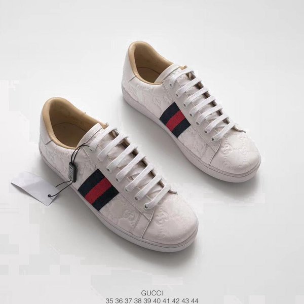 Detail Desain Sepatu Sneakers Nomer 44