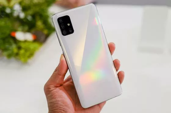 Detail Desain Smartphone Terbaik Nomer 10