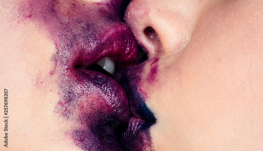 Detail Lip Kiss Image Nomer 31