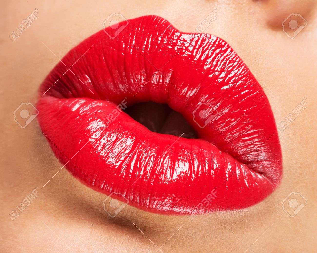 Detail Lipstick Lips Image Nomer 32
