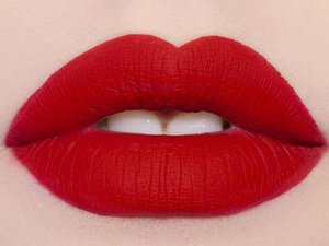 Detail Lipstik Merah Hati Yang Bagus Nomer 25