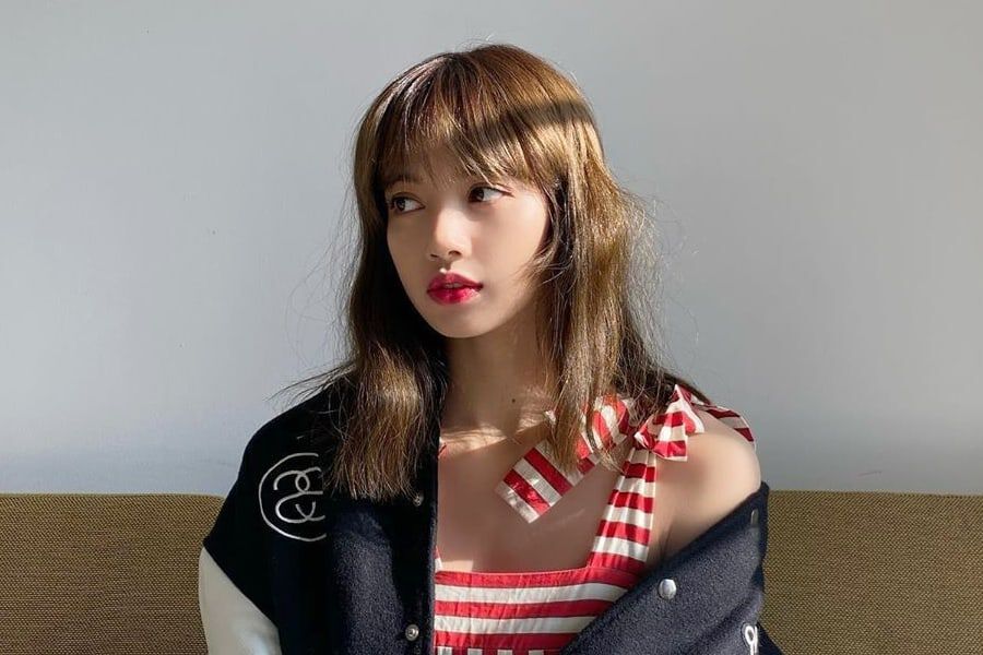 Detail Lisa Blackpink Foto Nomer 35