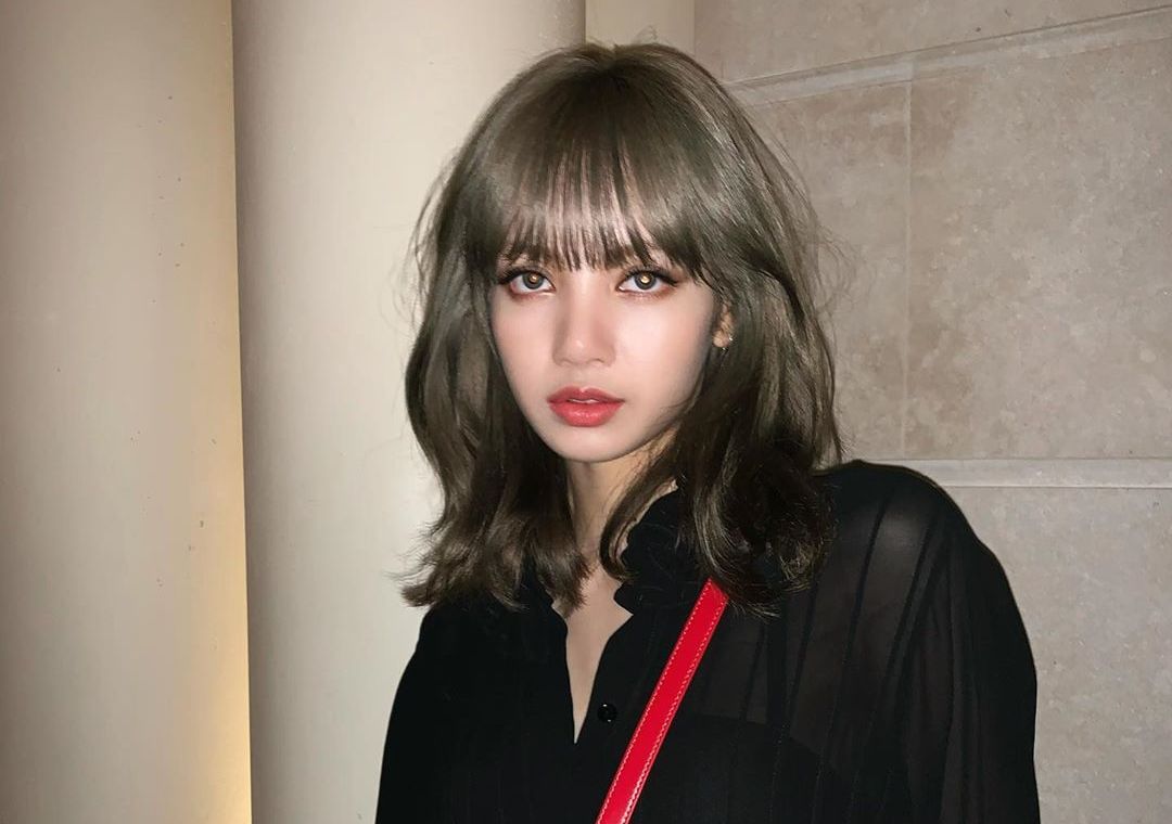 Lisa Blackpink Rambut Pirang - KibrisPDR
