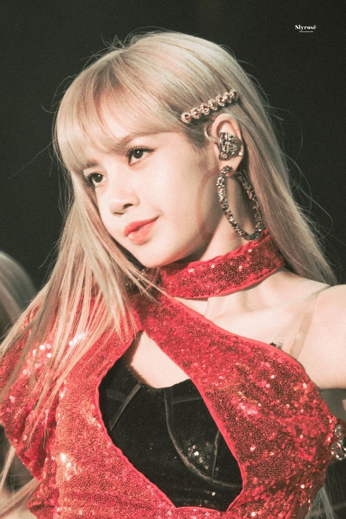 Detail Lisa Blackpink Rambut Pirang Nomer 3