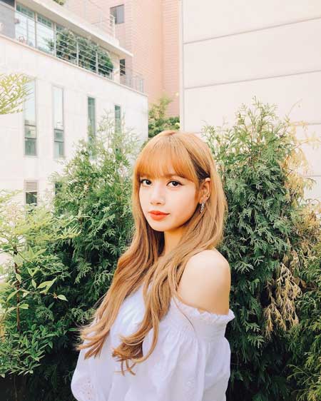 Detail Lisa Blackpink Rambut Pirang Nomer 22