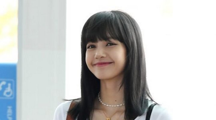 Detail Lisa Blackpink Rambut Pirang Nomer 42