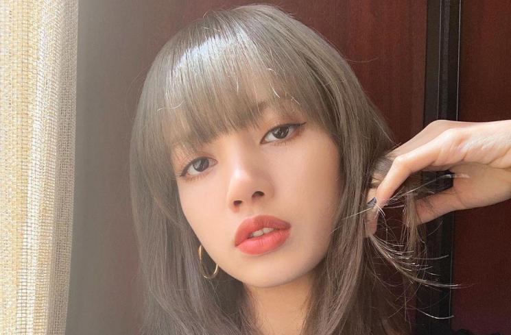 Detail Lisa Blackpink Rambut Pirang Nomer 44