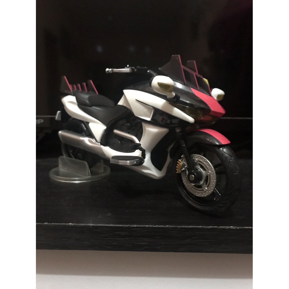 Detail Motor Kamen Rider Decade Nomer 52