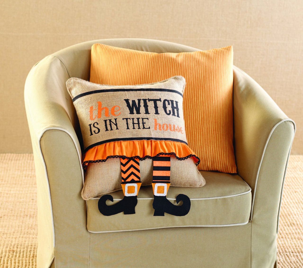 Detail Mud Pie Pumpkin Pillow Nomer 20