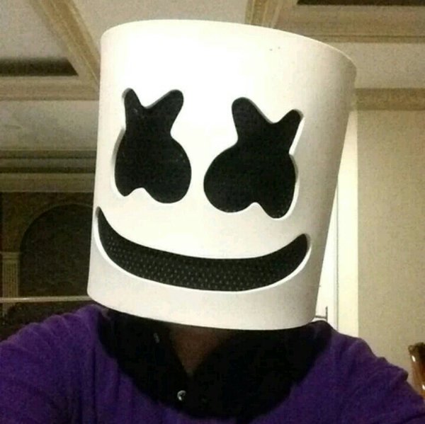 Detail Muka Dj Marshmello Nomer 30