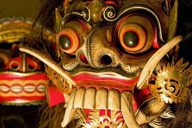 Detail Muka Pocong Seram Nomer 44