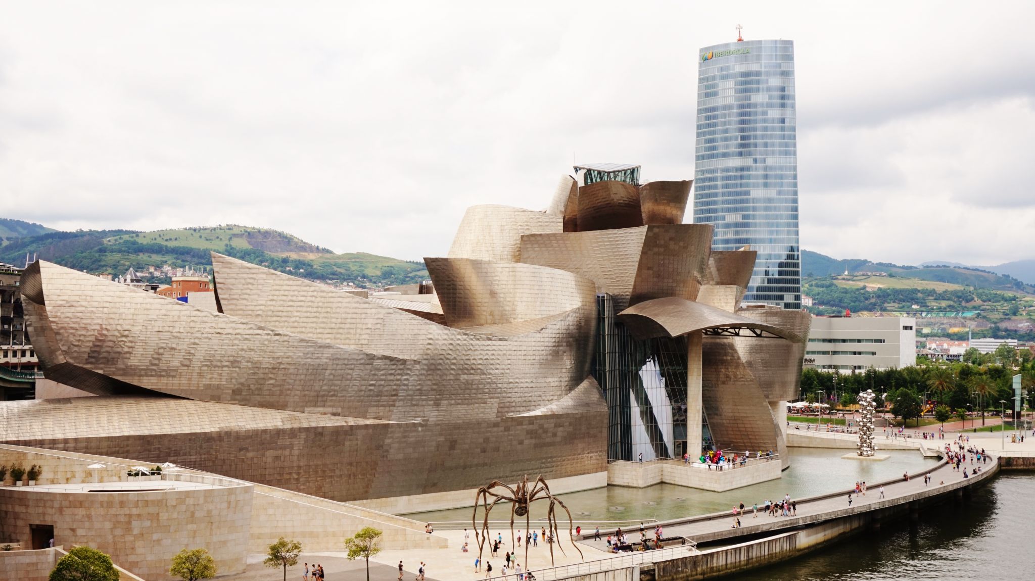 Detail Museum Guggenheim Bilbao Spanyol Nomer 17