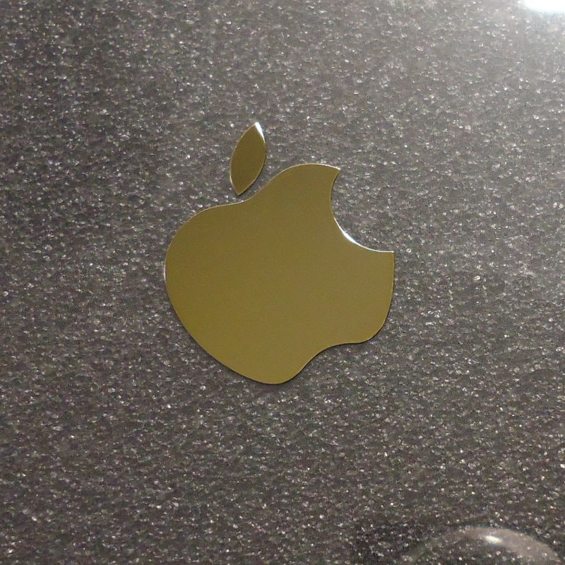 Detail Logo Apple Gold Nomer 25