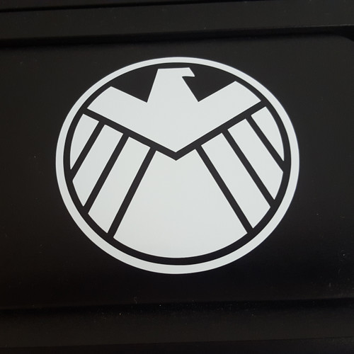 Detail Logo Avengers Keren Nomer 28