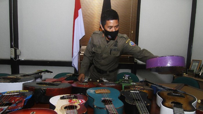 Detail Musik Pengamen Jalanan Nomer 43