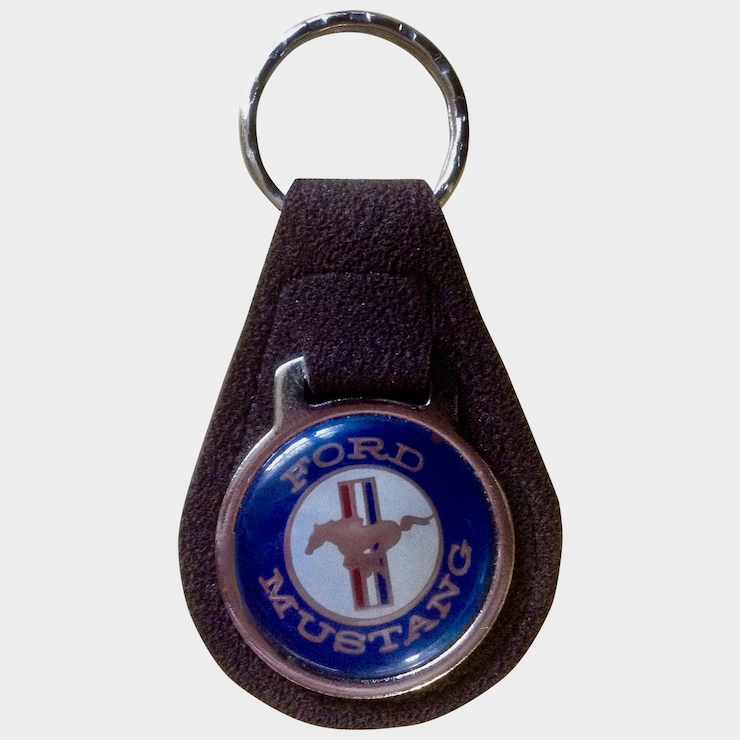 Detail Mustang Leather Keychain Nomer 53