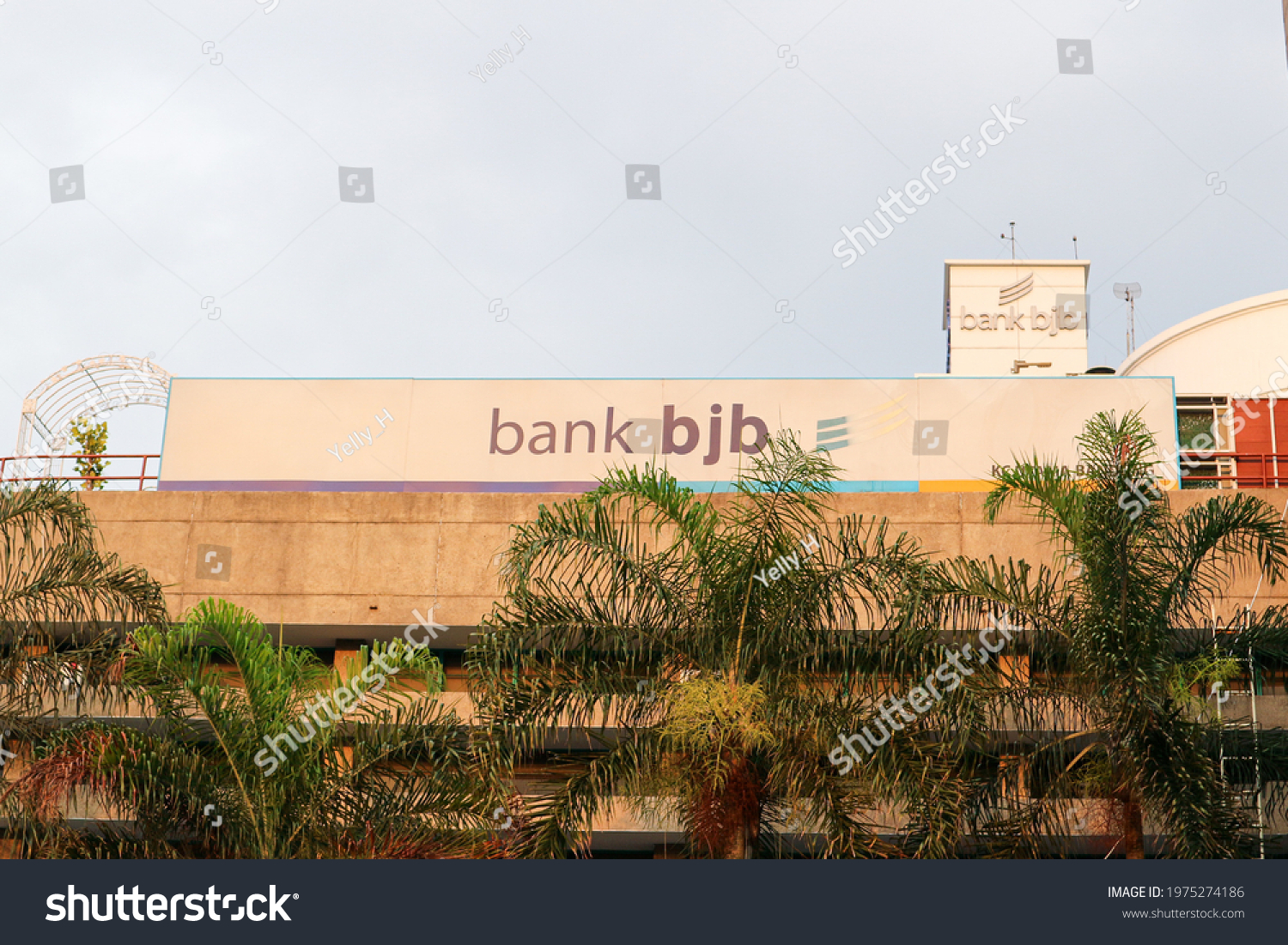 Detail Logo Bank Bjb Vector Nomer 54