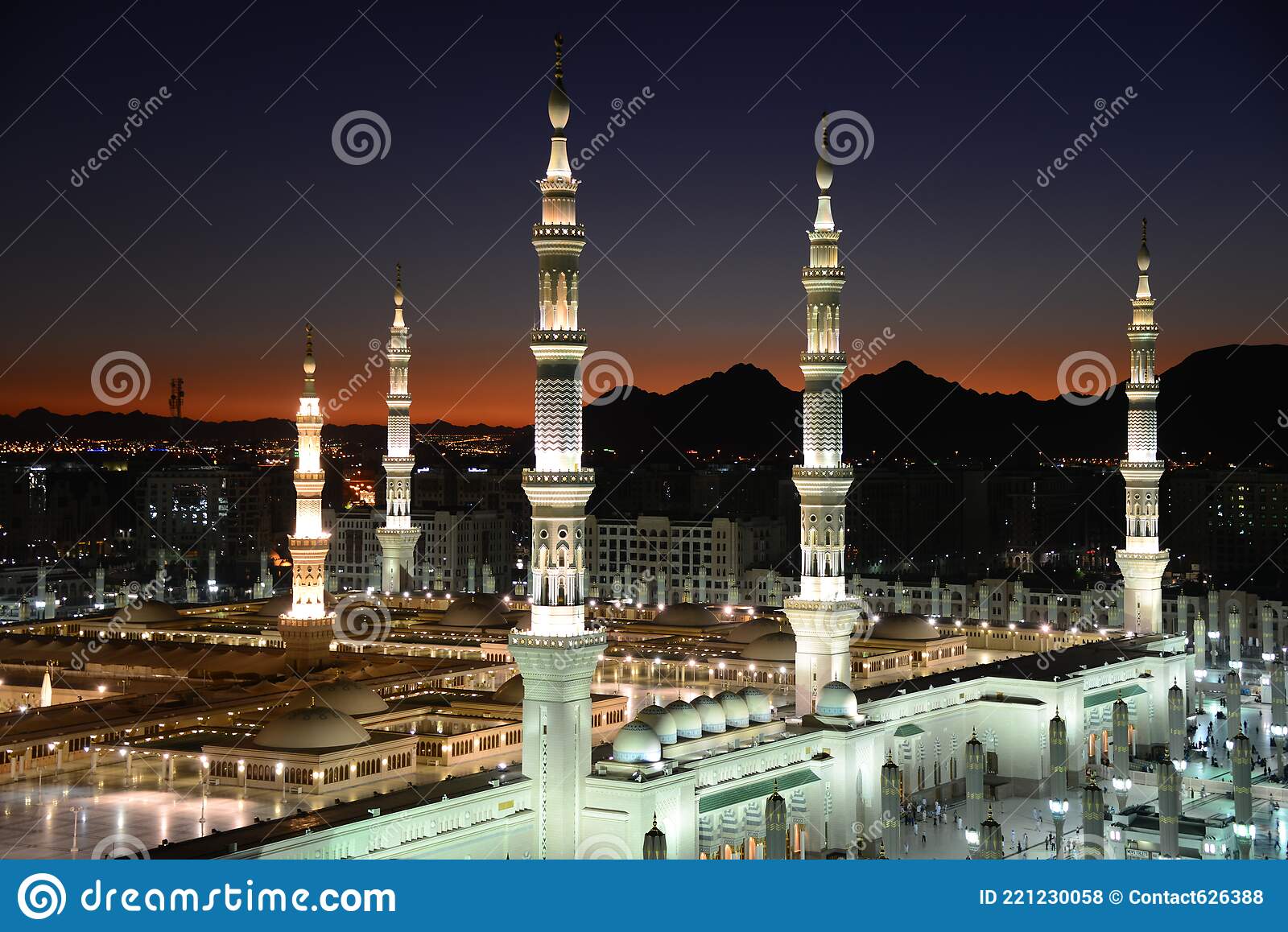 Detail Nabawi Mosque Hd Nomer 33