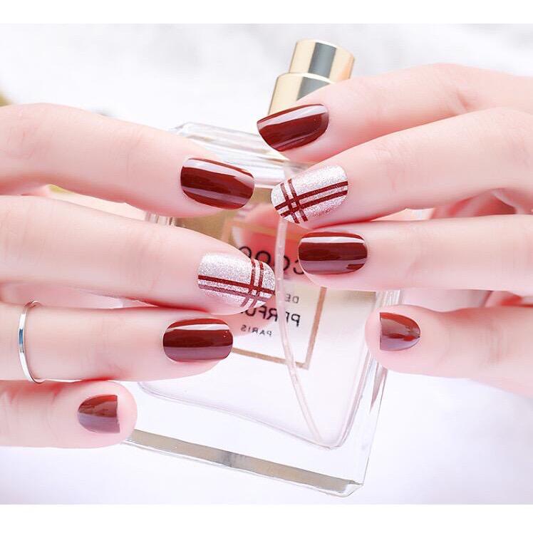 Detail Nail Art Merah Maroon Simple Nomer 40