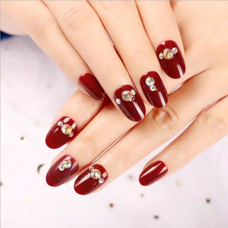 Detail Nail Art Merah Maroon Simple Nomer 43