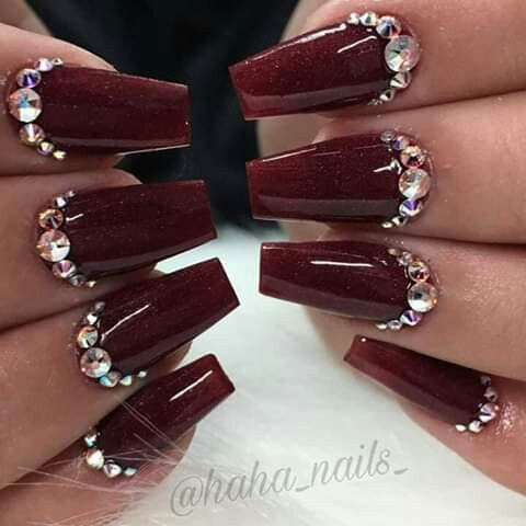 Detail Nail Art Merah Maroon Simple Nomer 9