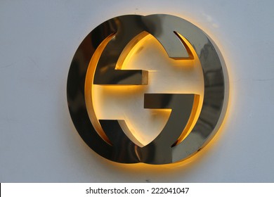 Detail Logo Brand Gucci Nomer 52