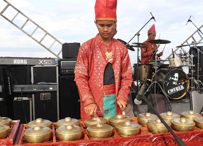 Detail Nama Dan Gambar Alat Music Minang Bonang Nomer 38