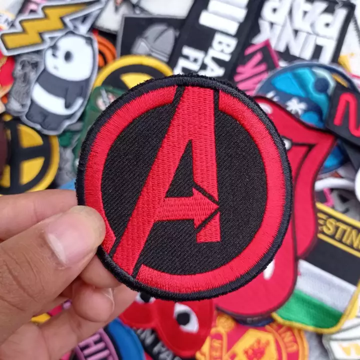 Detail Logo Bulat Merah Nomer 30