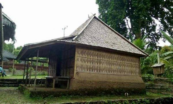 Detail Nama Rumah Adat Bandung Nomer 20