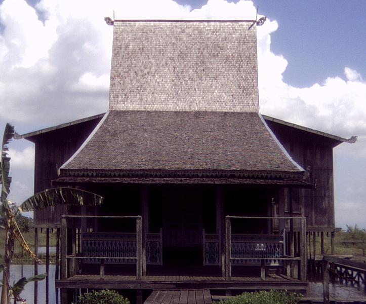 Detail Nama Rumah Adat Banjar Nomer 2