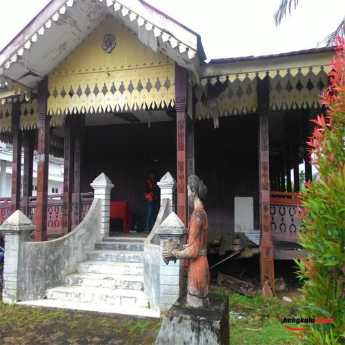 Detail Nama Rumah Adat Bengkulu Nomer 25