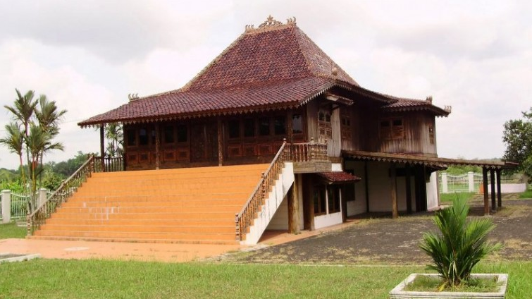 Detail Nama Rumah Adat Bengkulu Nomer 28