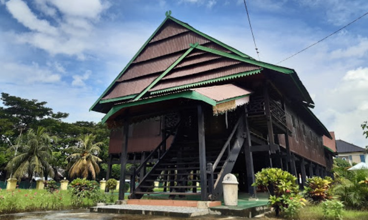 Detail Nama Rumah Adat Bugis Nomer 2