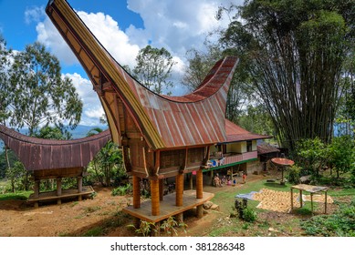 Detail Nama Rumah Adat Daerah Toraja Nomer 28