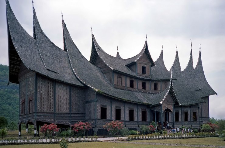 Detail Nama Rumah Adat Dan Gambarnya Nomer 7