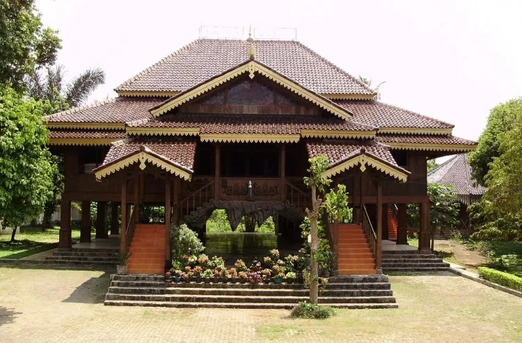 Detail Nama Rumah Adat Lampung Nomer 13