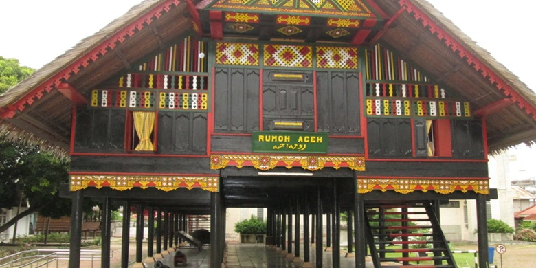 Detail Nama Rumah Adat Nanggroe Aceh Darussalam Nomer 20